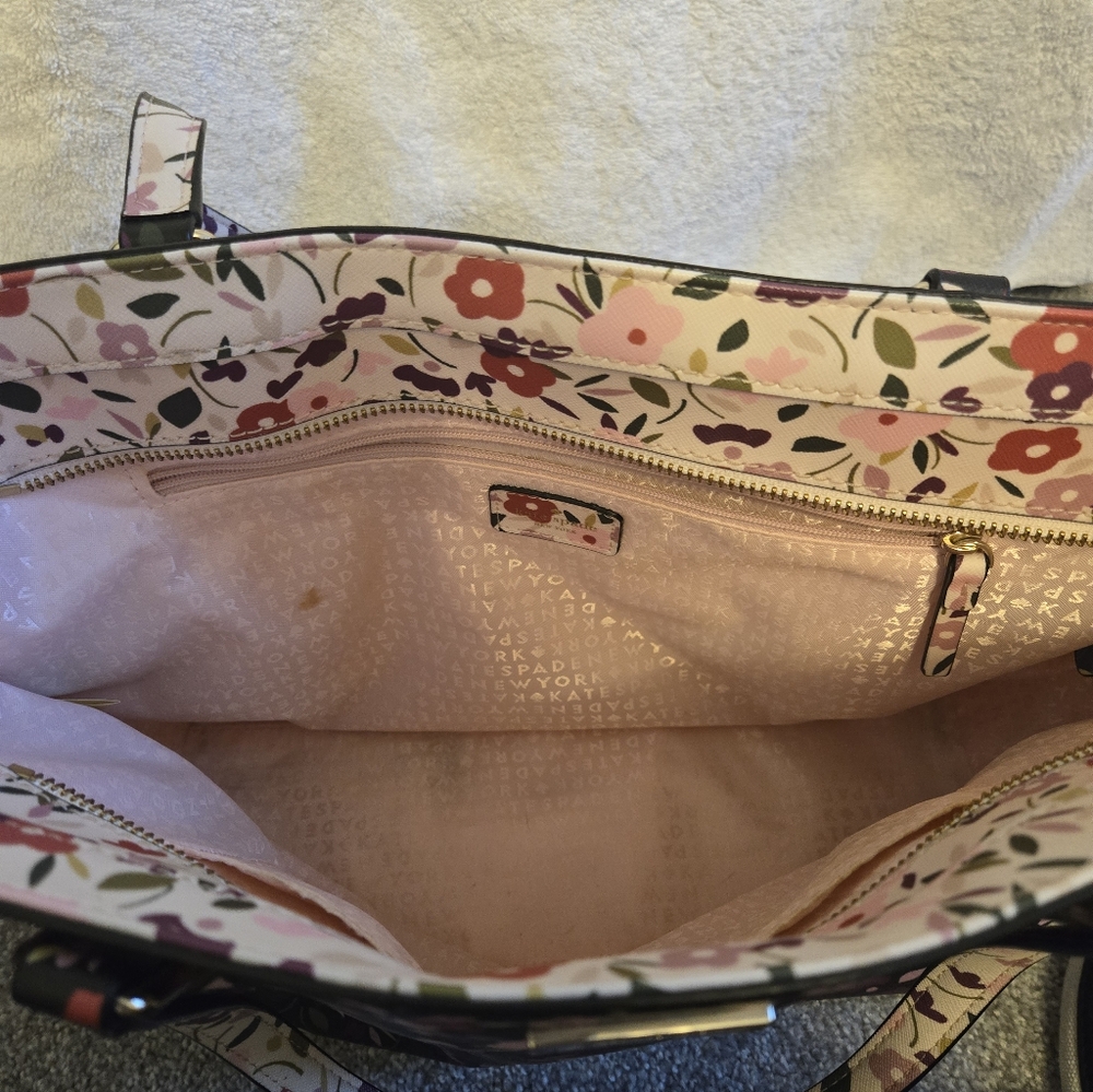 Kate Spade Laural Way Boho Bag - Picture 4 of 4